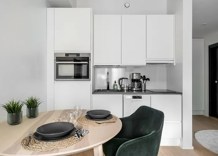 Elegant On The Riverfront Lägenhet