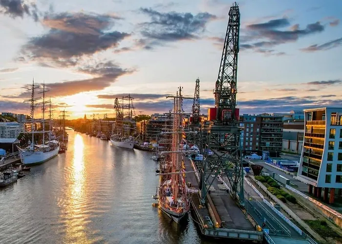 Lägenhet Elegant On The Riverfront Åbo